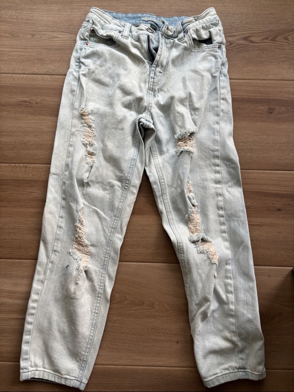 wild fable Light Wash Distressed Ankle Jeans
